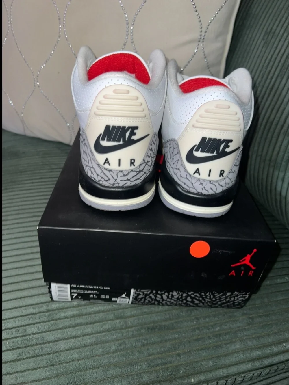 Air Jordan 3 Retro